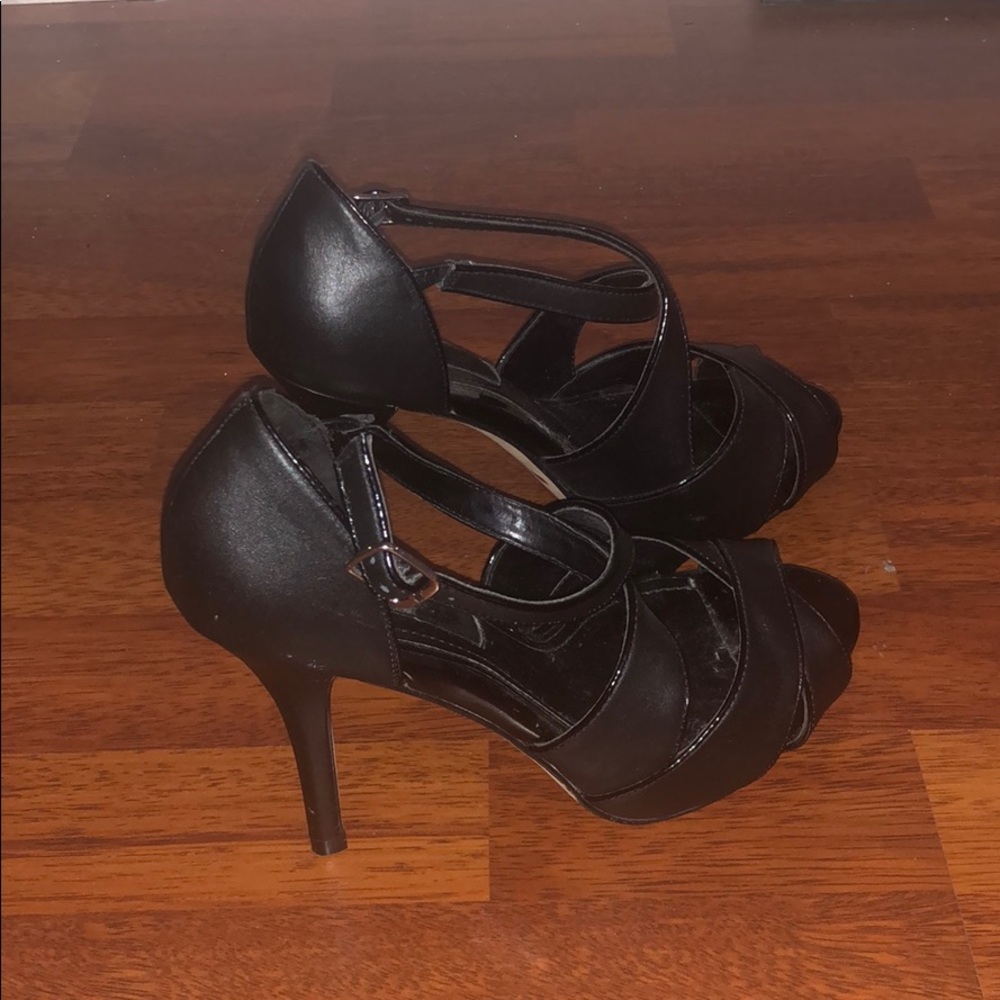 Size 6 Black Heels
